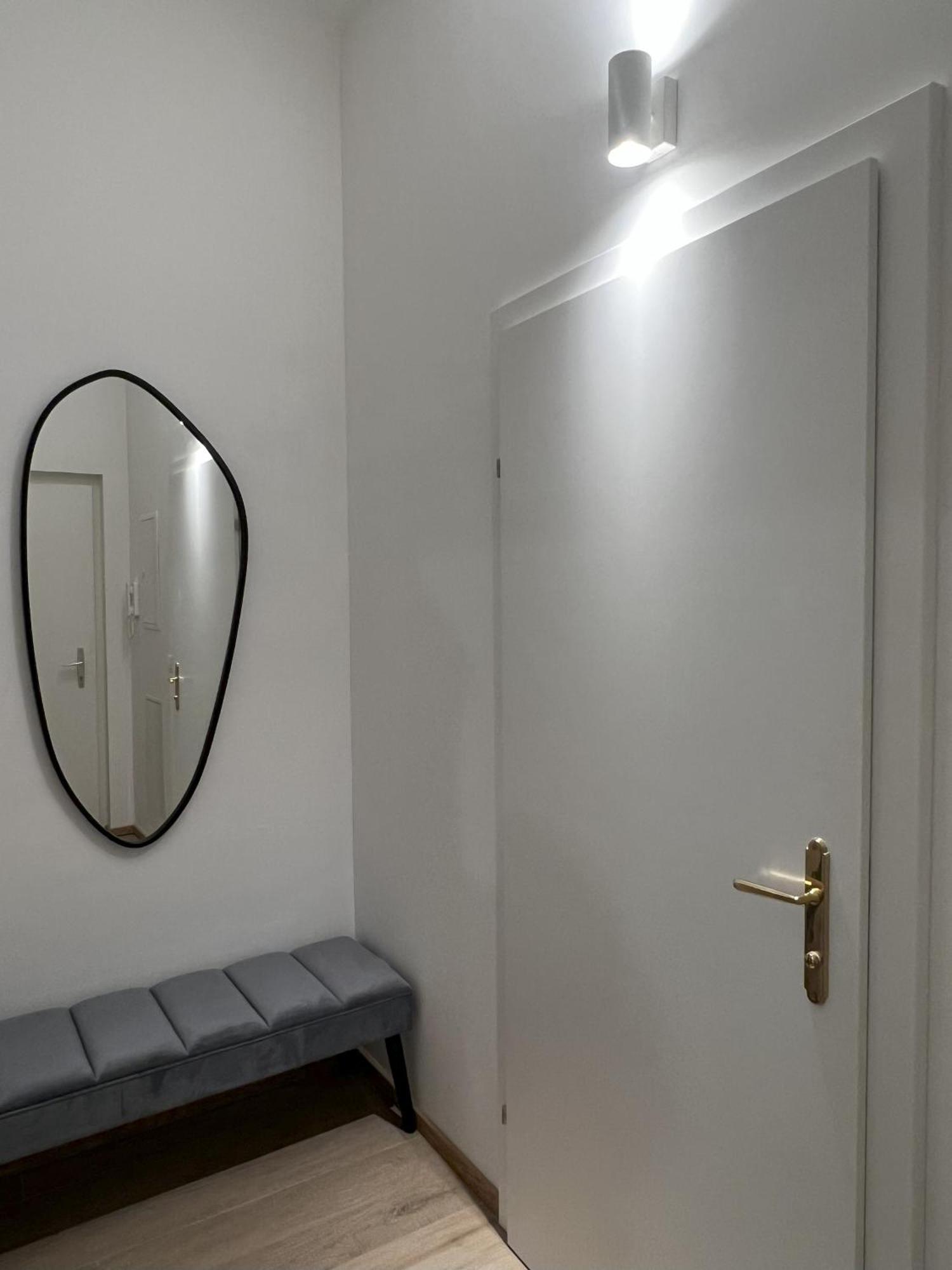 Appartamento Old Town Vibe & Wave Graz Esterno foto